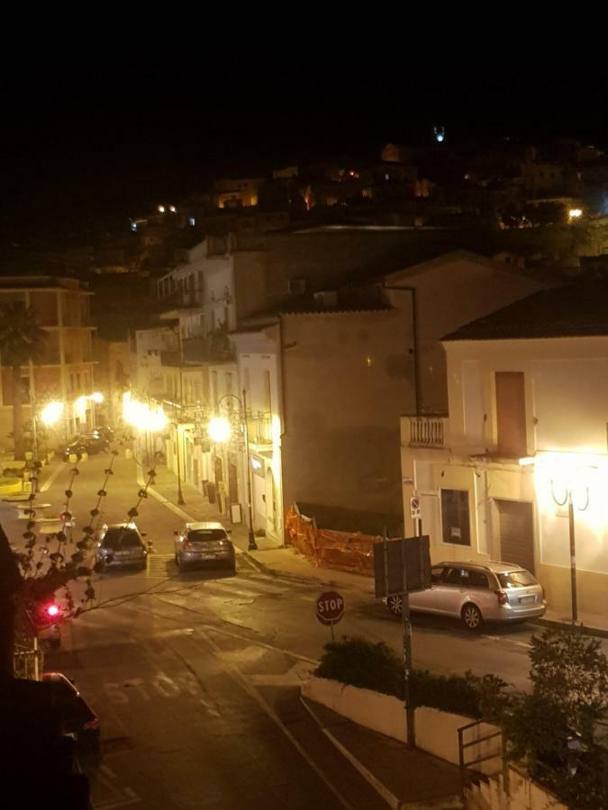 B&B Dimora Del Centro Scalea Dış mekan fotoğraf